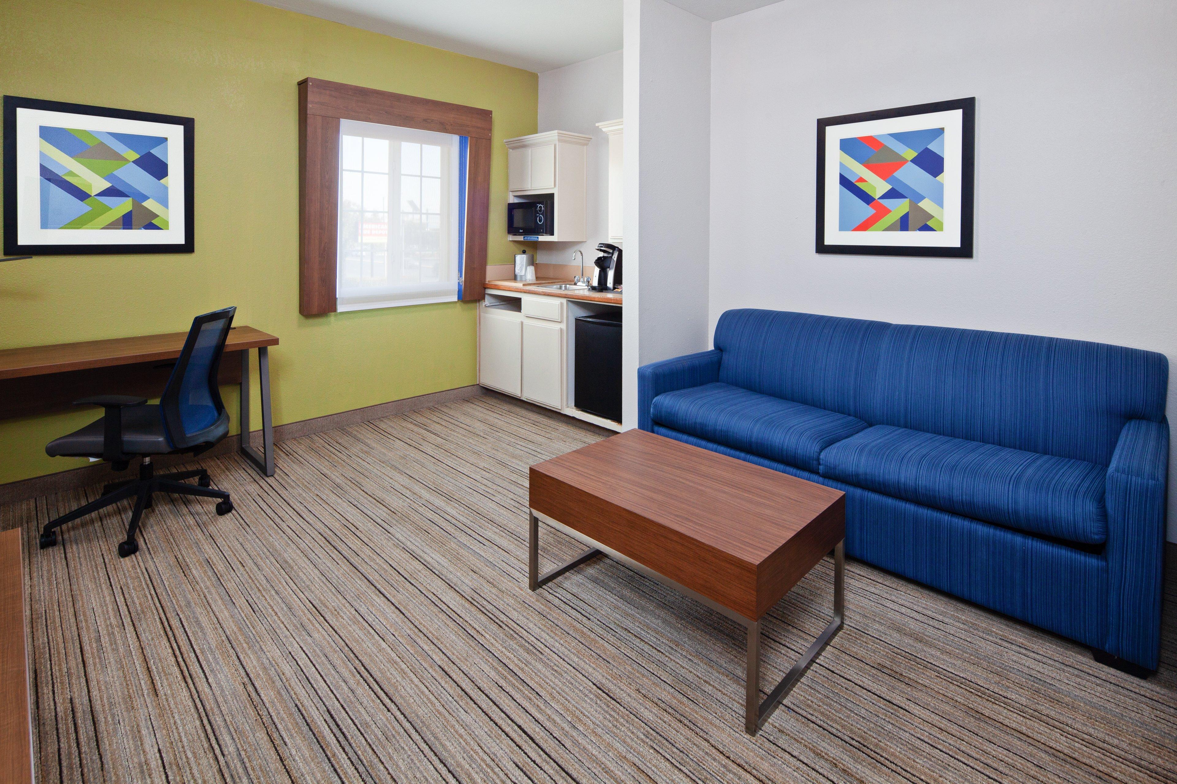 Holiday Inn Express & Suites - Tulare By Ihg Buitenkant foto